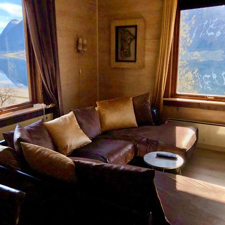 Apartment With Lake View In Jolster Ardal  Bagian luar foto