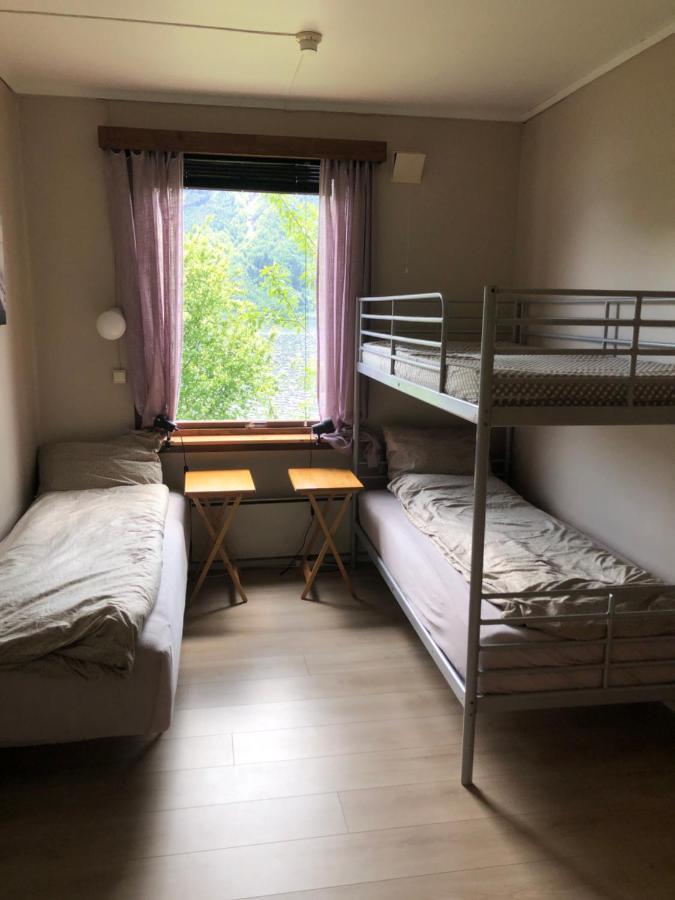 Apartment With Lake View In Jolster Ardal  Bagian luar foto